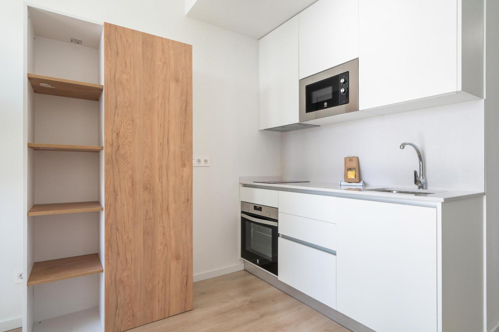 Loft Reformado Industrial Con Garaje Alquiler Temporal Apartment Madrid